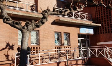 El Ayuntamiento pide a la Comunidad Autónoma incorporar especialistas en pediatría en el centro de salud