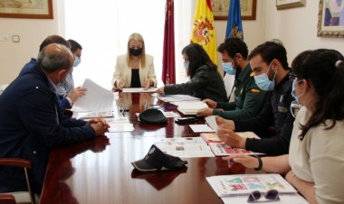 La Junta Local de Seguridad acuerda el refuerzo de agentes de Policía Local para Los Mayos 2022