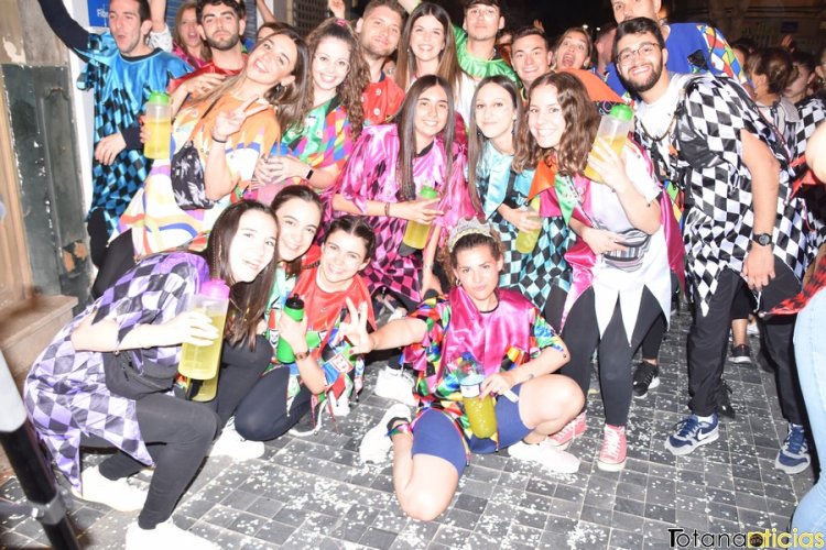 Fotos y Video:  Desfile Corremayos 2022. Alhama de Murcia