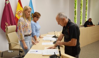 ALHAMA: 12 empleados públicos se benefician del sistema de promoción interna