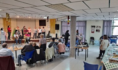 El centro de ocio de mayores ha acogido un II encuentro de usuarios, familiares y profesionales del Servicio de Ayuda a Domicilio para Personas en situación de dependencia del IMAS.