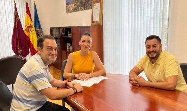 El Ayuntamiento y la Asociación de Vecinos del Barrio de Los Dolores firman un nuevo acuerdo de colaboración para organizar las fiestas del Barrio 2023