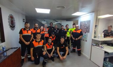 Voluntarios de Protección Civil de Alhama de Murcia reciben un reconocimiento por su colaboración en Blanca