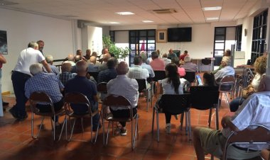 Reunión de afectados por daños del arruí y jabalí en El Berro: compromiso del Ayuntamiento para solucionar problemas