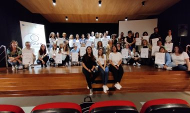 La Red Alhameña de Acción para la Inclusión Social celebra su primera reunión conjunta de las 3 áreas que la componen