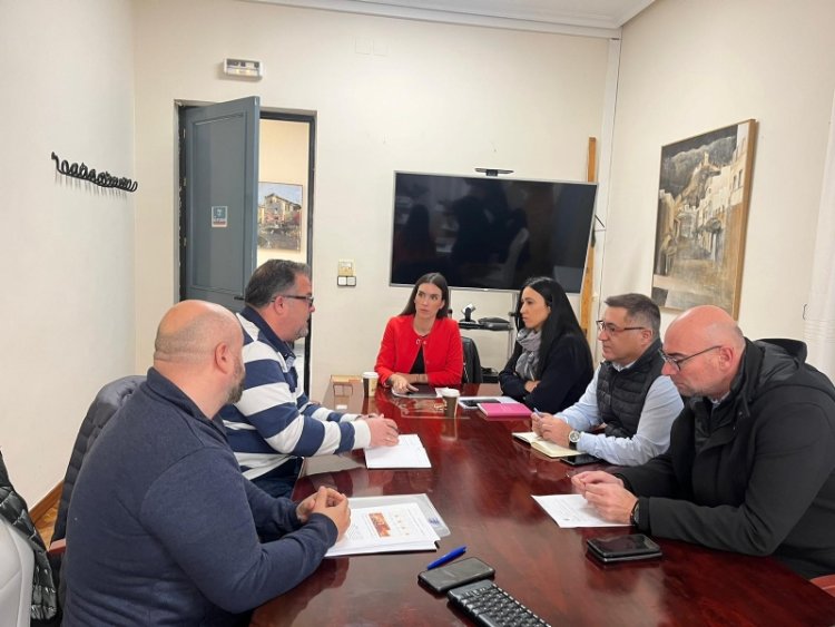 Alhama de Murcia estrena un nuevo servicio de autobús interurbano para unir el municipio con sus pedanías