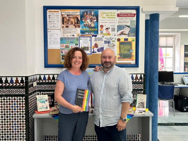 Inauguración del Centro de Lectura sobre temática LGTBIQ+ en la Biblioteca Municipal de Alhama de Murcia