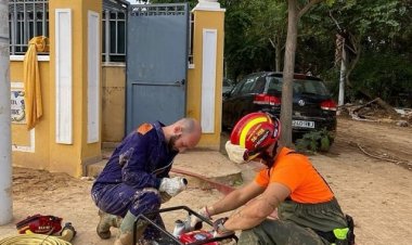 El Ayuntamiento de Alhama de Murcia habilita un autobús solidario para ayudar en la DANA de la Comunidad Valenciana