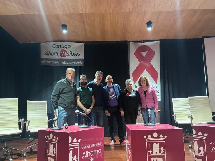 Alhama de Murcia impulsa la prevención y diagnóstico temprano en la II Mesa Redonda sobre VIH e ITS