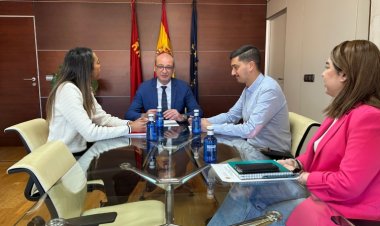 El Ayuntamiento traslada a la consejería de Educación las necesidades de los centros educativos del municipio