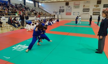 Alhama acoge con gran éxito el Campeonato Regional Infantil y Cadete de Judo