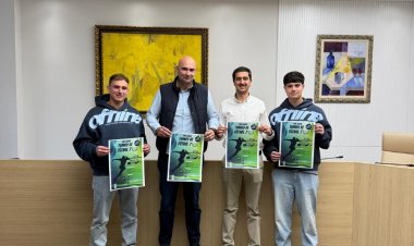 El Ayuntamiento presenta el Torneo de Fútbol 7 de Navidad organizado junto a la Peña Noniná