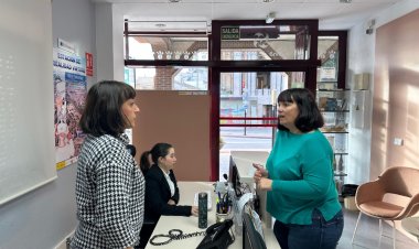 La Oficina de Turismo de Alhama de Murcia se moderniza para una mejor atención al visitante