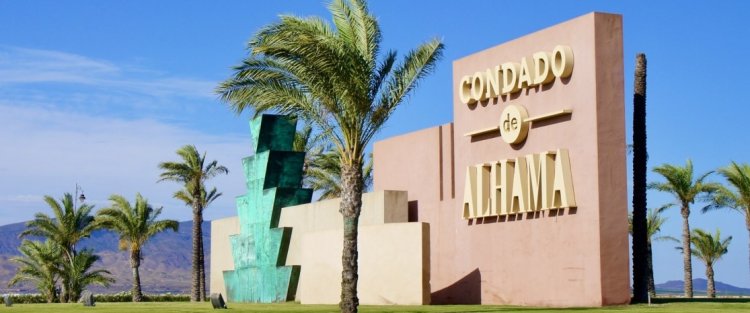 Alhama firma un convenio con la entidad Urbanística de Conservación del Plan Parcial de Condado.