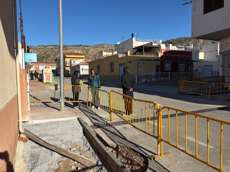 Tres puntos clave del municipio ganan accesibilidad para peatones